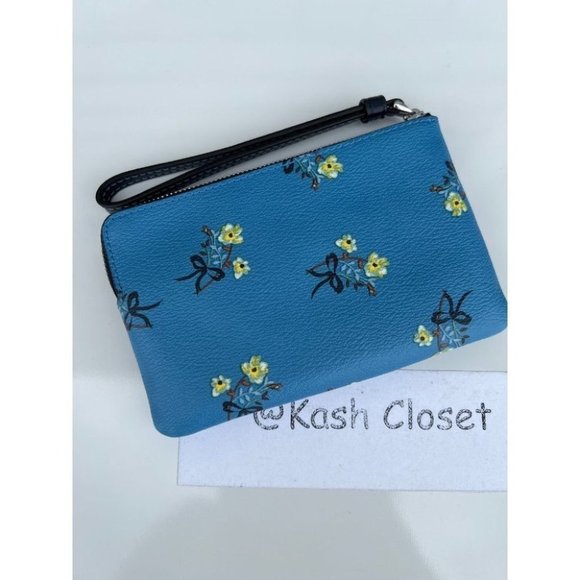 Coach Corner Zip Wristlet With Bow Floral Print - Picture 3 of 5